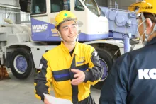 コマツ滋賀株式会社　整備士　作業背景