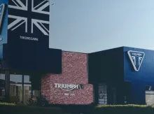 ダイワオートモビルズ株式会社　トライアンフ所沢　外観