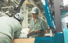 住友ナコフォークリフト株式会社_京都営業所_作業風景